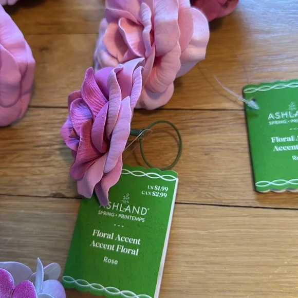 NWT Bundle of 13 Assorted Faux Flower Accents - Peony, Rose & Hydrangea 🌹 - Picture 8 of 16